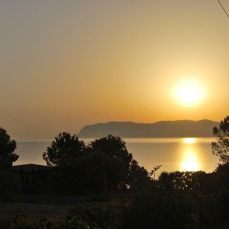 Casa Vacanze La Terrazza Sul Golfo Castellammare del Golfo Εξωτερικό φωτογραφία